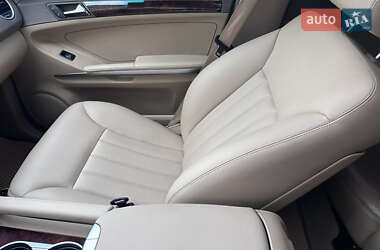 Внедорожник / Кроссовер Mercedes-Benz M-Class 2005 в 