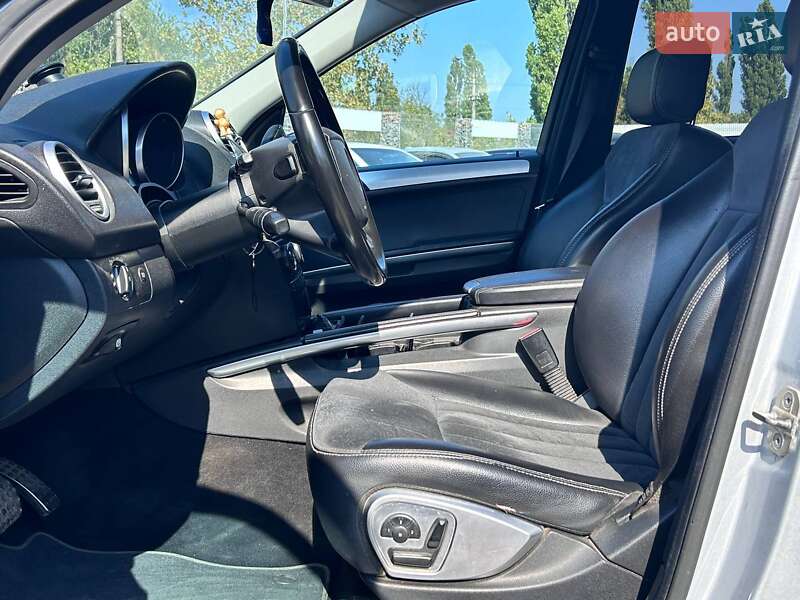 Позашляховик / Кросовер Mercedes-Benz M-Class 2006 в Одесі фото 13 Позашляховик / Кросовер Mercedes-Benz M-Class 2006 в Одесі