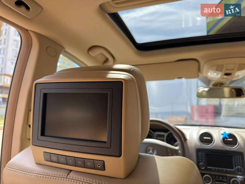 Позашляховик / Кросовер Mercedes-Benz M-Class 2007 в Чернівцях