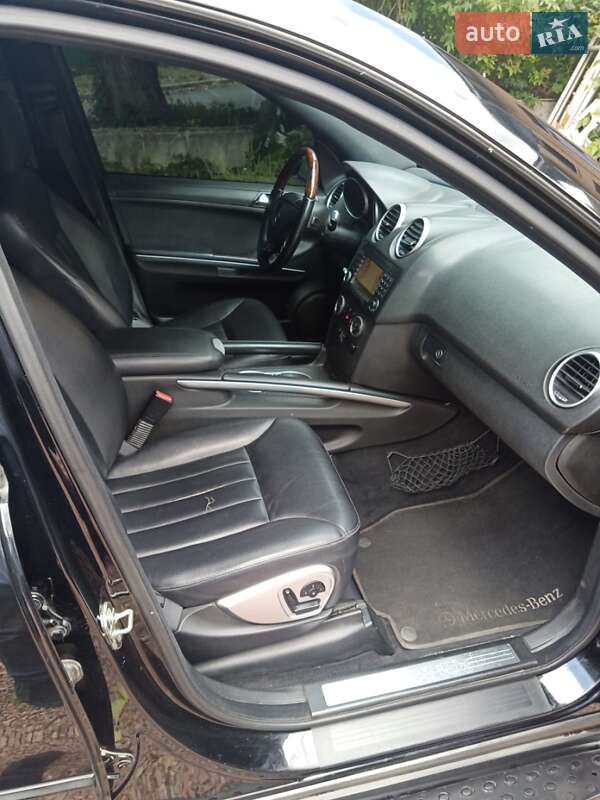 Внедорожник / Кроссовер Mercedes-Benz M-Class 2007 в Киеве