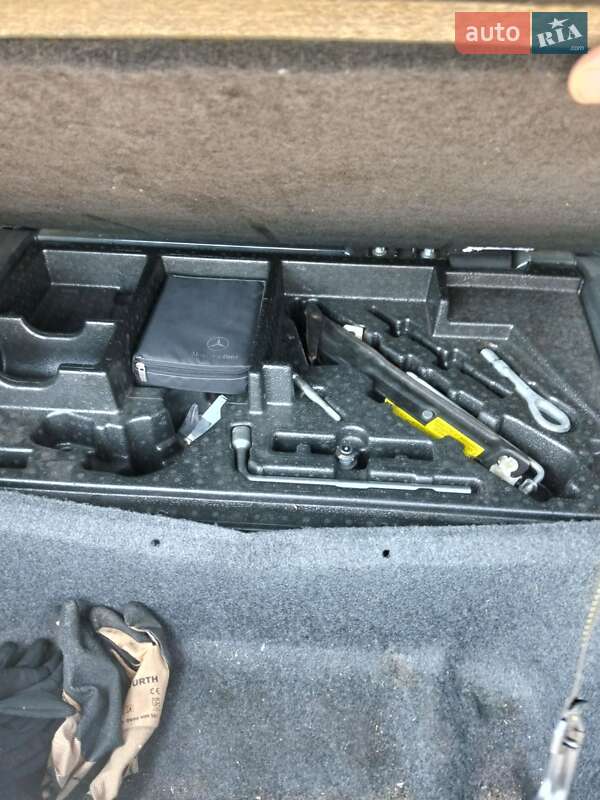 Внедорожник / Кроссовер Mercedes-Benz M-Class 2006 в Костополе