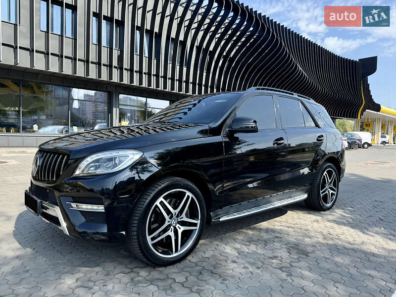 Внедорожник / Кроссовер Mercedes-Benz M-Class 2014 в Киеве