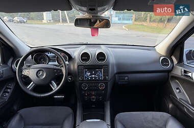 Внедорожник / Кроссовер Mercedes-Benz M-Class 2006 в 