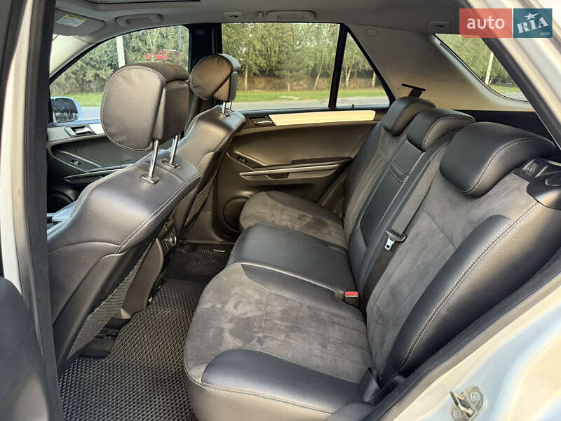 Внедорожник / Кроссовер Mercedes-Benz M-Class 2006 в Ужгороде