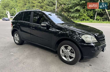 Позашляховик / Кросовер Mercedes-Benz M-Class 2005 в 