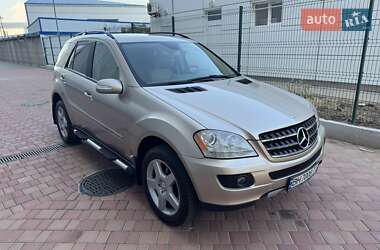 Внедорожник / Кроссовер Mercedes-Benz M-Class 2007 в 