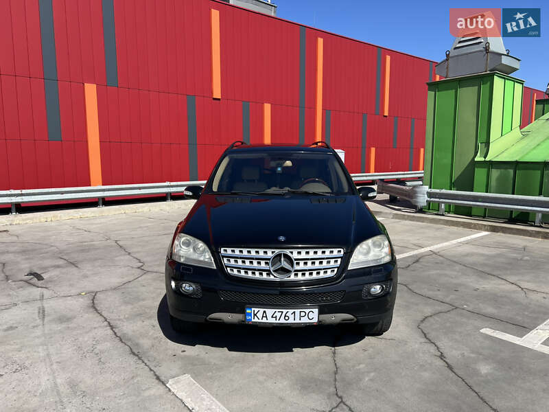 Внедорожник / Кроссовер Mercedes-Benz M-Class 2008 в Киеве