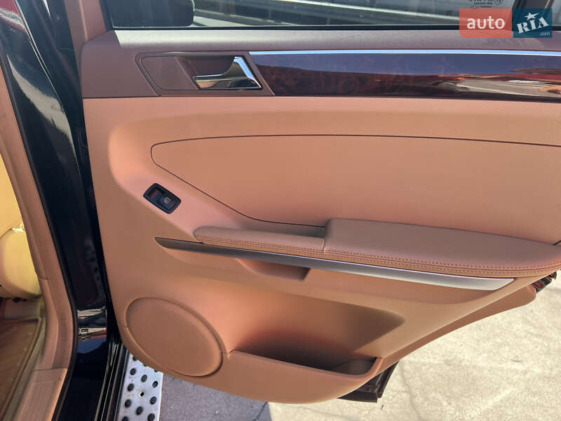 Внедорожник / Кроссовер Mercedes-Benz M-Class 2008 в Киеве