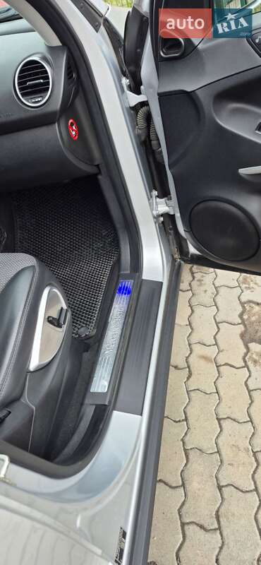 Внедорожник / Кроссовер Mercedes-Benz M-Class 2006 в Дубно