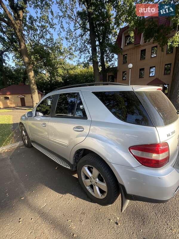Внедорожник / Кроссовер Mercedes-Benz M-Class 2008 в Киеве