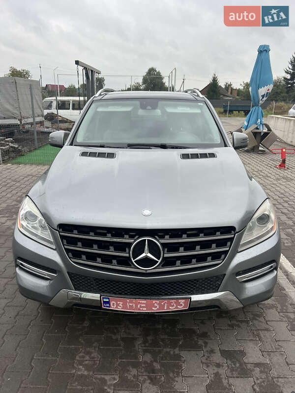 Внедорожник / Кроссовер Mercedes-Benz M-Class 2012 в Нововолынске