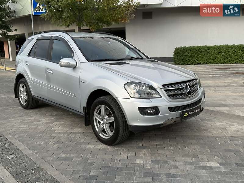 Mercedes-Benz M-Class 2008
