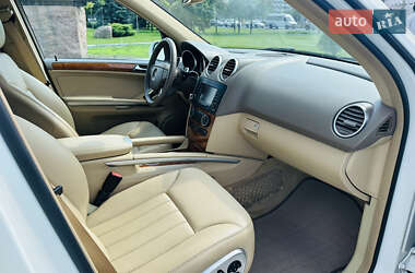 Позашляховик / Кросовер Mercedes-Benz M-Class 2008 в 
