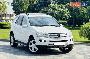 Позашляховик / Кросовер Mercedes-Benz M-Class 2008 в 
