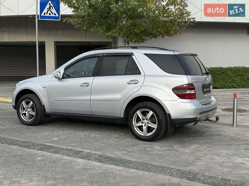 Внедорожник / Кроссовер Mercedes-Benz M-Class 2008 в Киеве