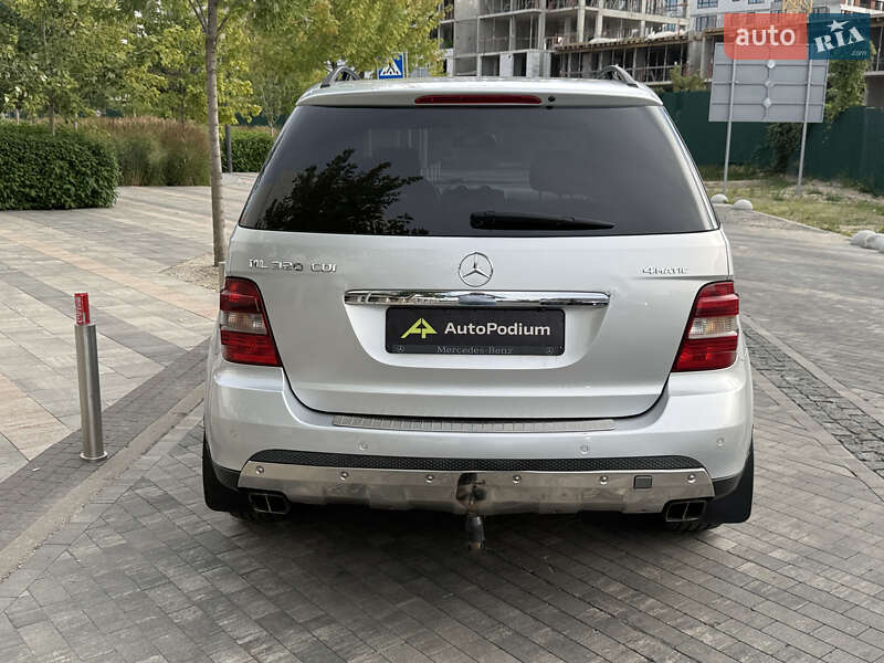 Внедорожник / Кроссовер Mercedes-Benz M-Class 2008 в Киеве
