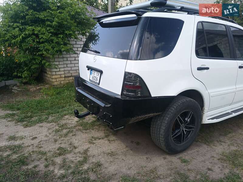 Позашляховик / Кросовер Mercedes-Benz M-Class 2002 в Чернівцях