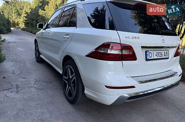 Позашляховик / Кросовер Mercedes-Benz M-Class 2012 в 