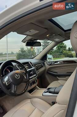 Внедорожник / Кроссовер Mercedes-Benz M-Class 2012 в 