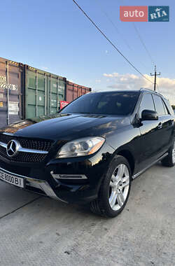 Позашляховик / Кросовер Mercedes-Benz M-Class 2013 в Чернівцях