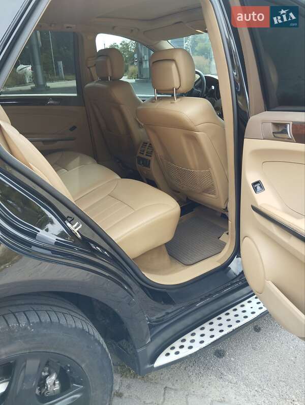 Внедорожник / Кроссовер Mercedes-Benz M-Class 2007 в Тернополе