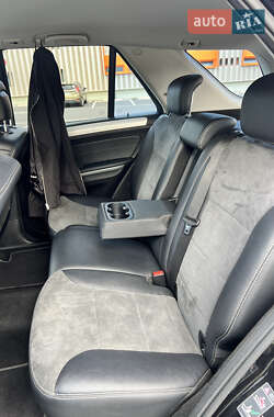 Позашляховик / Кросовер Mercedes-Benz M-Class 2010 в 