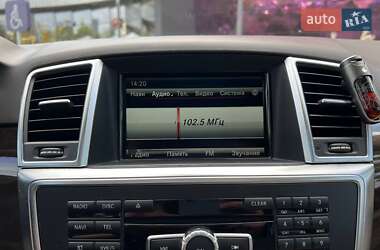 Внедорожник / Кроссовер Mercedes-Benz M-Class 2014 в 