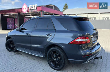 Внедорожник / Кроссовер Mercedes-Benz M-Class 2012 в 