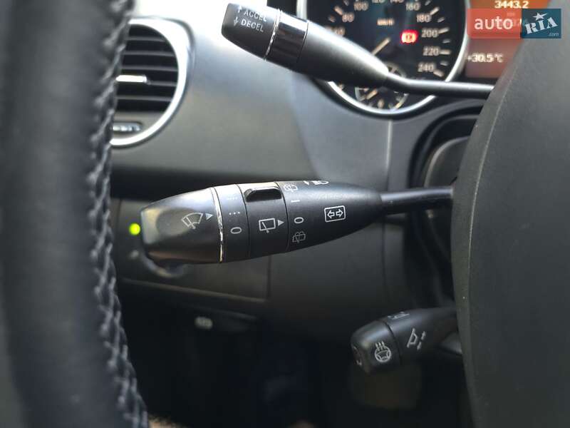 Позашляховик / Кросовер Mercedes-Benz M-Class 2010 в Первомайську