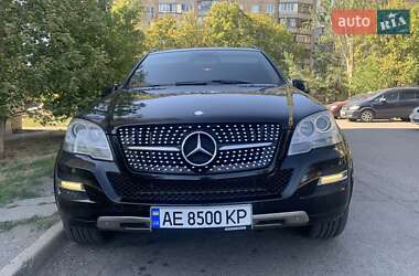Mercedes-Benz M-Class 2010