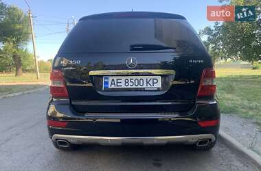Позашляховик / Кросовер Mercedes-Benz M-Class 2010 в 