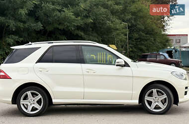 Позашляховик / Кросовер Mercedes-Benz M-Class 2012 в 