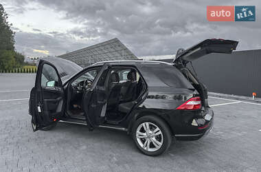 Внедорожник / Кроссовер Mercedes-Benz M-Class 2012 в 
