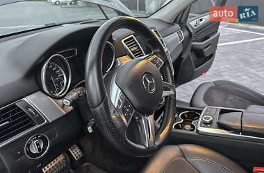 Внедорожник / Кроссовер Mercedes-Benz M-Class 2012 в 