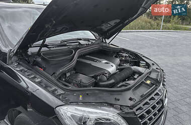 Внедорожник / Кроссовер Mercedes-Benz M-Class 2012 в 