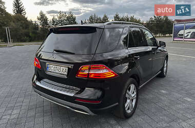Внедорожник / Кроссовер Mercedes-Benz M-Class 2012 в 