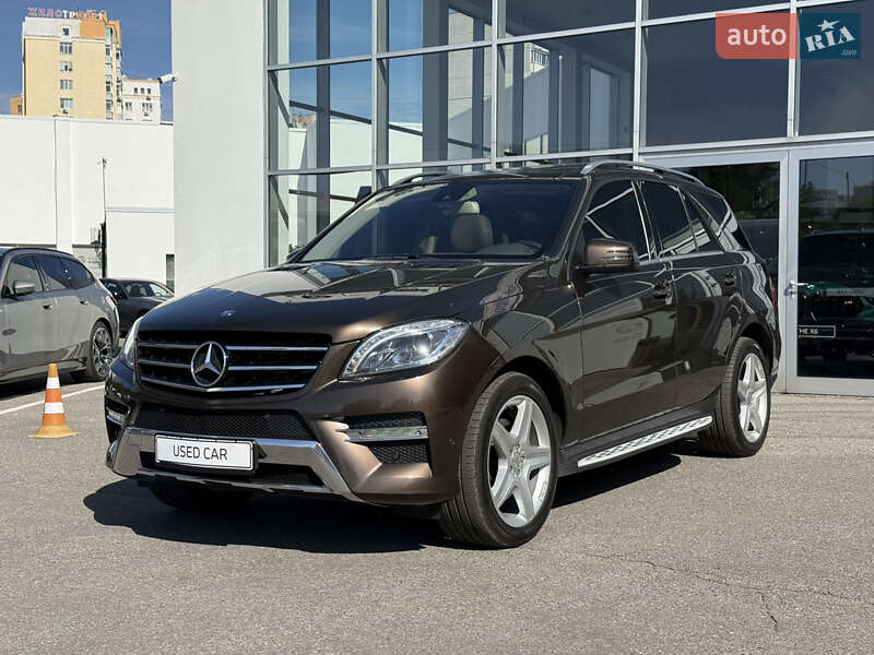 Позашляховик / Кросовер Mercedes-Benz M-Class 2013 в Харкові