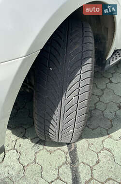 Позашляховик / Кросовер Mercedes-Benz M-Class 2011 в 