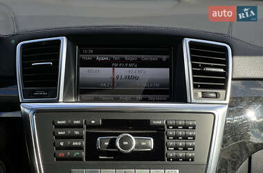 Внедорожник / Кроссовер Mercedes-Benz M-Class 2013 в 