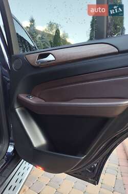 Позашляховик / Кросовер Mercedes-Benz M-Class 2013 в 