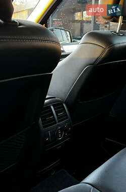 Внедорожник / Кроссовер Mercedes-Benz M-Class 2010 в 