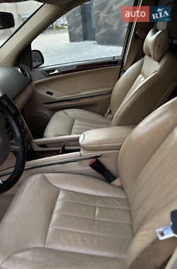 Внедорожник / Кроссовер Mercedes-Benz M-Class 2005 в 