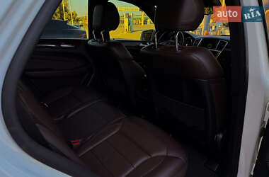 Позашляховик / Кросовер Mercedes-Benz M-Class 2013 в 