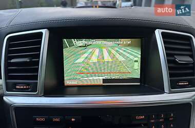 Внедорожник / Кроссовер Mercedes-Benz M-Class 2012 в 