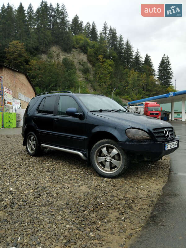 Внедорожник / Кроссовер Mercedes-Benz M-Class 2003 в Ивано-Франковске фото 3 Внедорожник / Кроссовер Mercedes-Benz M-Class 2003 в Ивано-Франковске