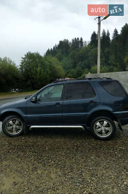 Позашляховик / Кросовер Mercedes-Benz M-Class 2003 в 