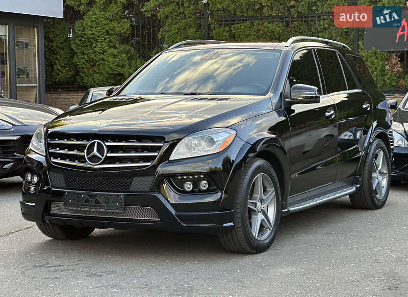 Позашляховик / Кросовер Mercedes-Benz M-Class 2012 в Києві