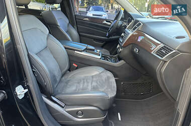 Внедорожник / Кроссовер Mercedes-Benz M-Class 2012 в 