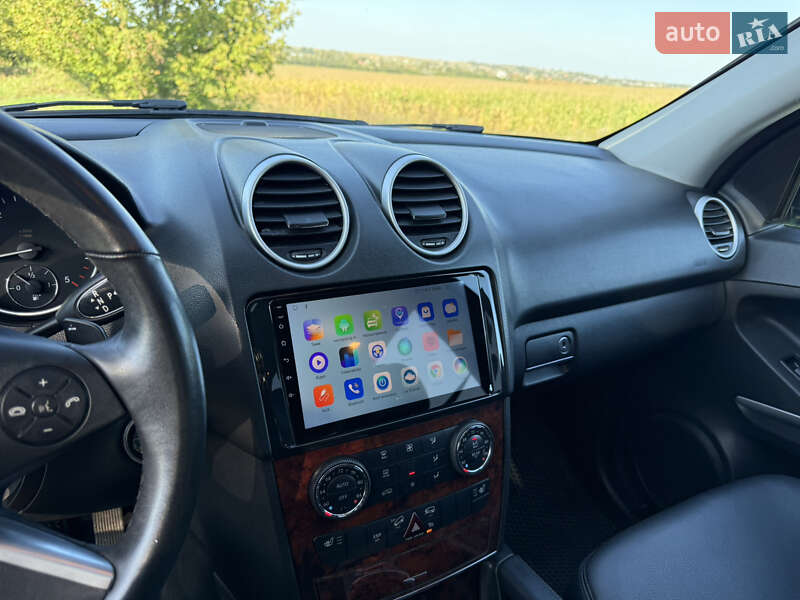 Внедорожник / Кроссовер Mercedes-Benz M-Class 2011 в Куликове