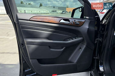 Внедорожник / Кроссовер Mercedes-Benz M-Class 2013 в 